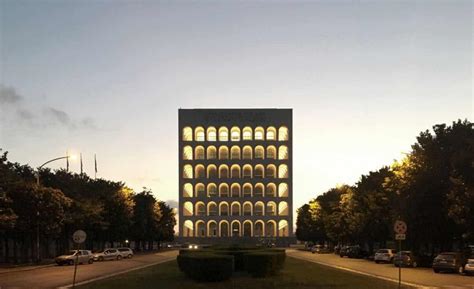 colosseo quadrato mostra fendi novembre